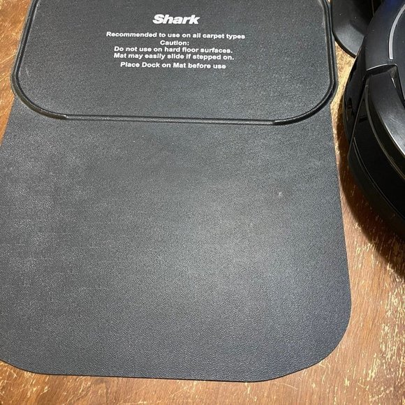 Shark robot vacuum rv-1001ae - Picture 3 of 7
